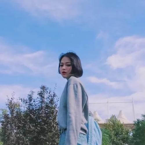 Essay代写写手Marie